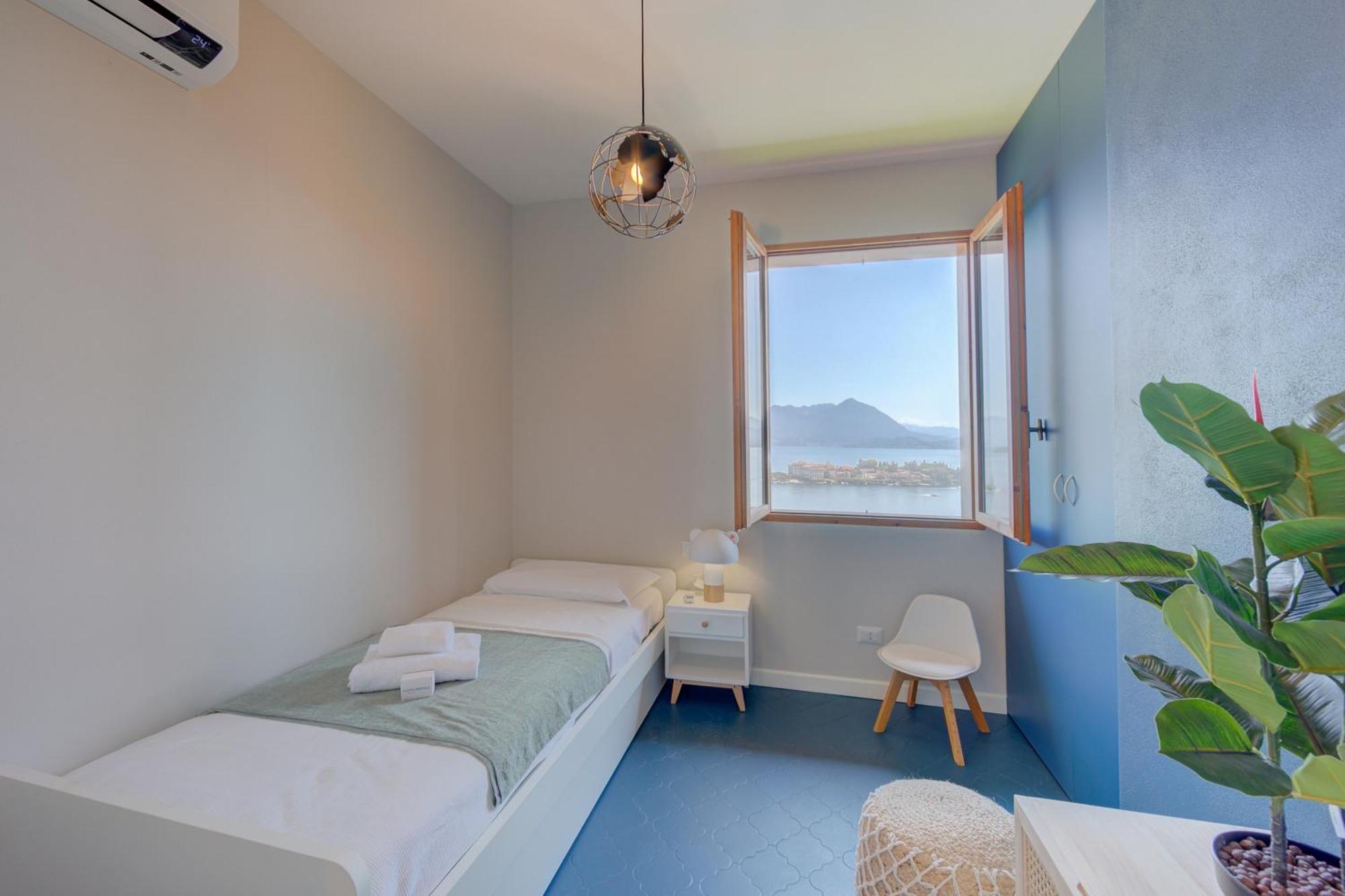 Pandora Lake View Stresa - Happy Rentals Exteriör bild